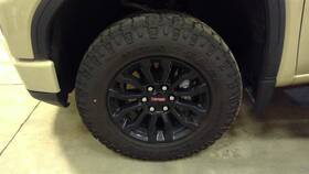 560.gm9222 18x8.5 6x139.7mm Wheel And Goodyear Tire Set For 2022 Sierra 1500 2978474