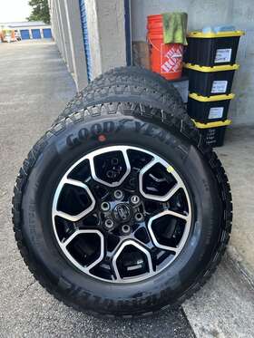 Ford Ml341007ba 4 F150 18 Inch Factory Oem Fx4 Black Machined Wheels Rims Goodyear Tires