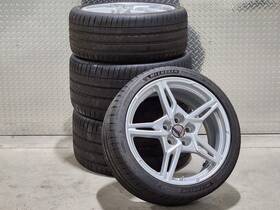 General Motors 23404163 2020-2024 Chevy Corvette C8 New Takeoff Wheels Rims With Pilot 4s Tires - Set Of
