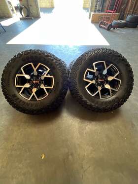 84989344 General Motors Oem 17 Inch Gmc At4x Factory Wheels Tires Tpms Set 2023-up