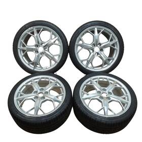 84600212 General Motors/michelin C8 Corvette Q8s Wheel And Tires 19 Front 20 Rear Alpin - See Cond