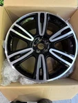 2012-13 Bentley Continental Gt Flying Spur Wheel Rim Oem 3W0601025DK 9.5X21. Fixed Price $450.00.
