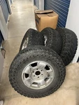Cooper Discoverer St Maxx 285/70R17 Tire. Fixed Price $275.00.